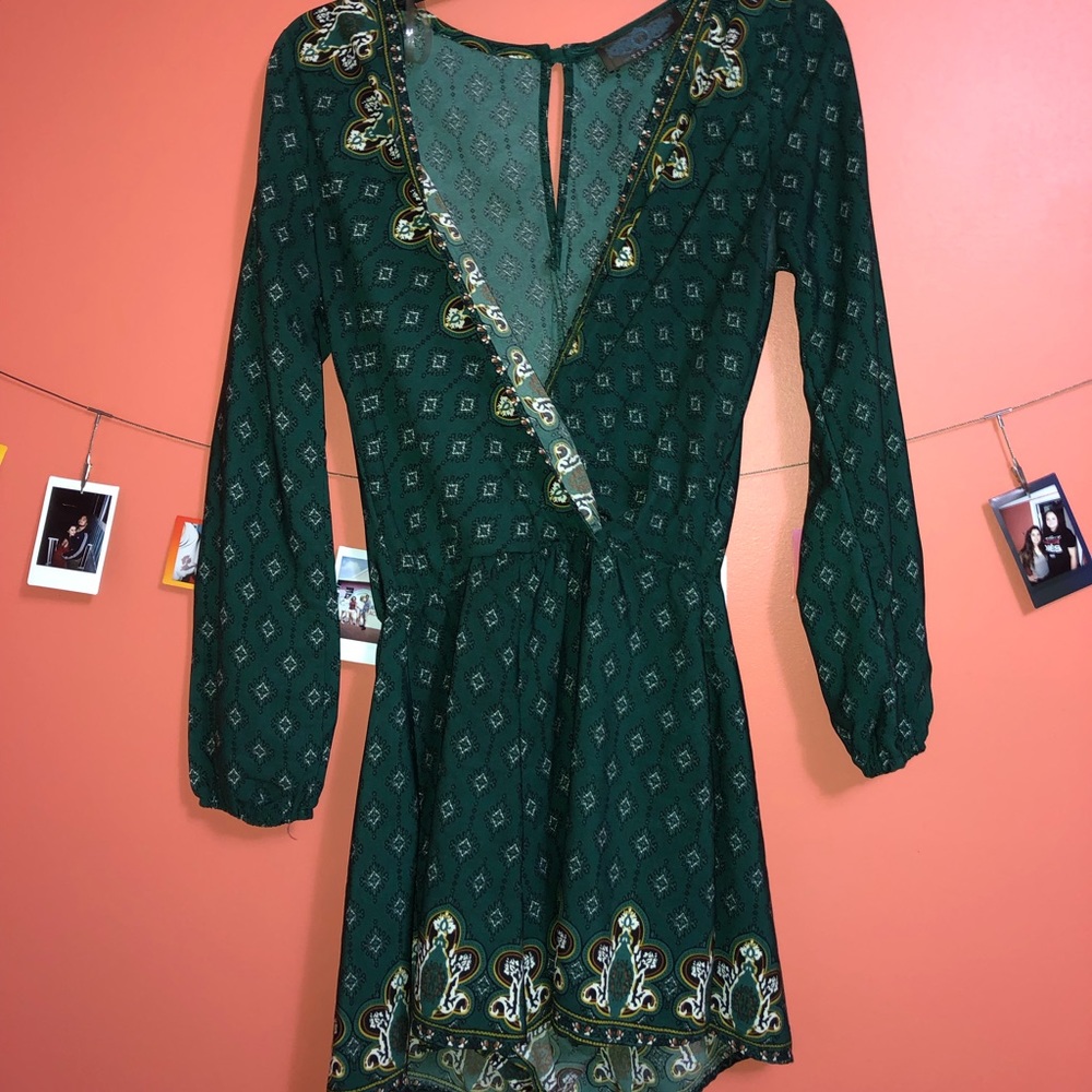 ROMPER SIZE SMALL GREEN TRIBAL PATTERN